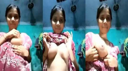 ⁣Sweet Bengali Teen Girl Showing Her Big Boobs