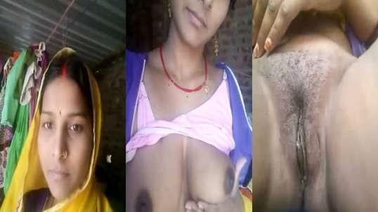 Horny Bihari Bhabhi Exposing Her Private Body Parts