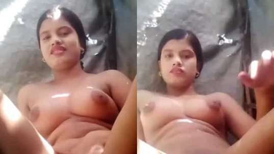 ⁣Beautiful Indian Village Girl Pussy Fingering Selfie Video