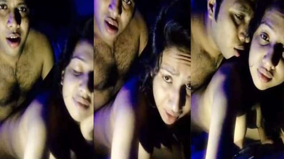 Desi Lovers XXX Selfie Sex Video