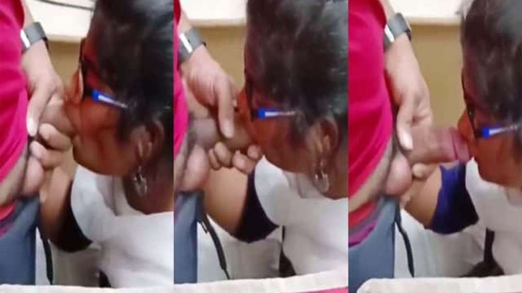 Nerdy Indian GF blowjob for the first time - FSI Blog