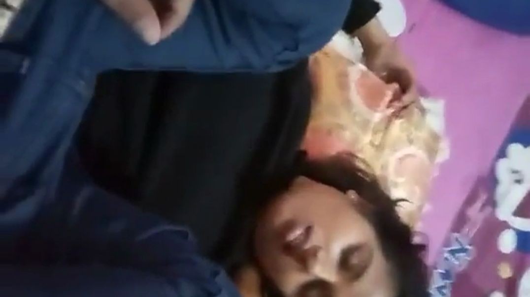 Mumbai girl fucked hard by bf in his room nice moaning