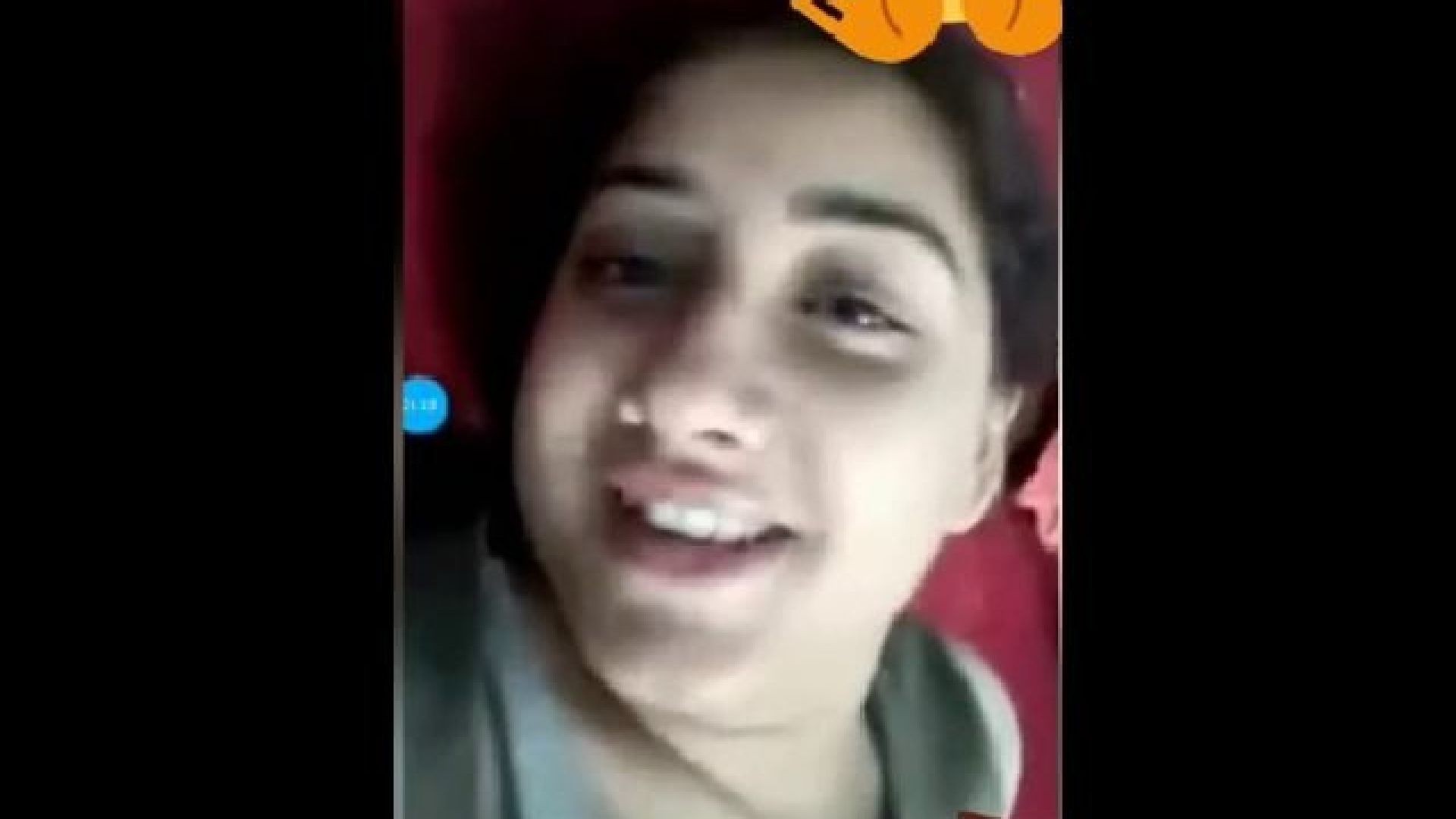 Shy Paki Girl Showing Pussy
