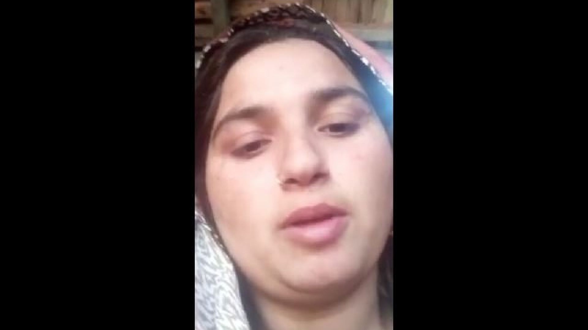 ⁣Paki Pashto lady showing big boobs and pussy