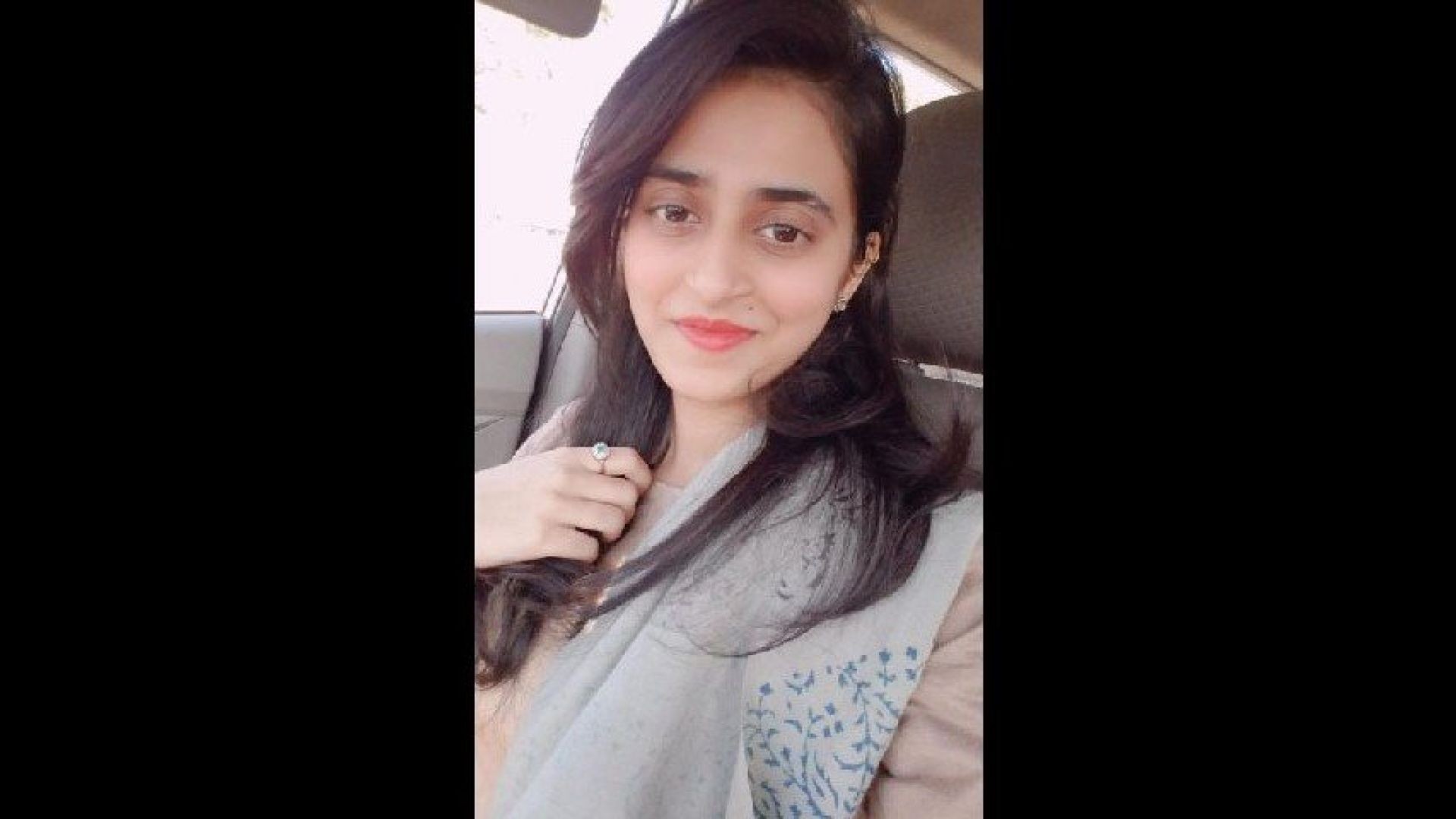 Cute Sweet Voice Paki Girl Sucking Lover Dick in Car Clear Hindi Talking